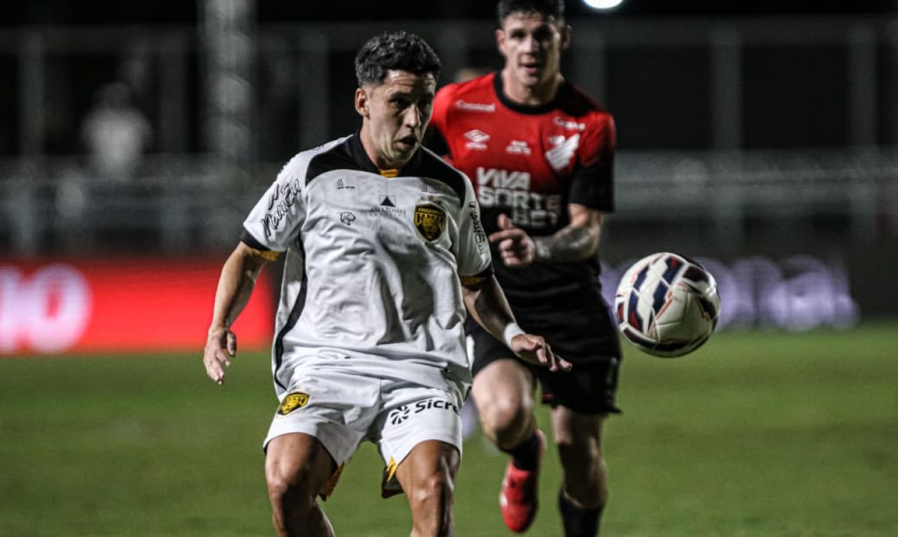 Amazonas FC visita o Athletico em duelo decisivo pela Série B