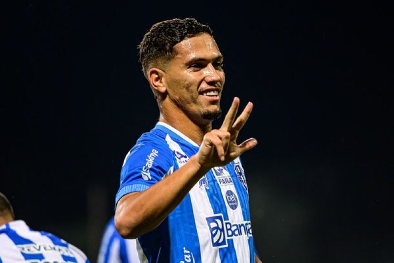 Amazonas FC acerta contratação do atacante Vinícius Leite para 2026